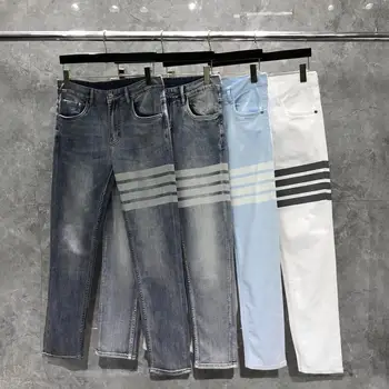 Новые джинсы корейского модного бренда, мужские джинсы Four Seasons, прямые брюки из обычного эластичного денима в полоску с 4 полосками, дизайнерские мужские джинсы
