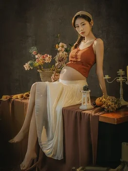Женский реквизит для фотосъемки Комплект для беременных Красный топ с белой юбкой Комплект из 2 предметов с рисунком Платье для беременных Одежда для студийной фотосессии